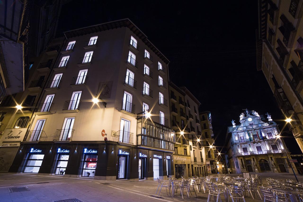 Hotel Pompaelo Plaza Del Ayuntamiento & Spa Pamplona Eksteriør bilde