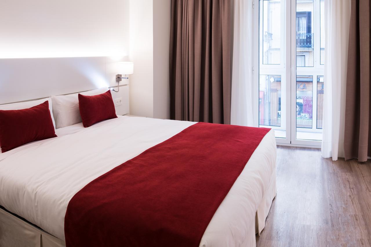 Hotel Pompaelo Plaza Del Ayuntamiento & Spa Pamplona Eksteriør bilde