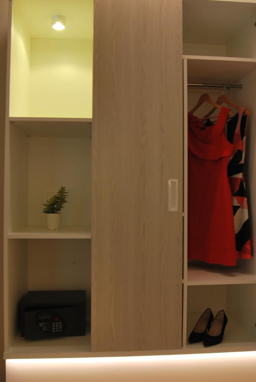 Hotel Pompaelo Plaza Del Ayuntamiento & Spa Pamplona Eksteriør bilde
