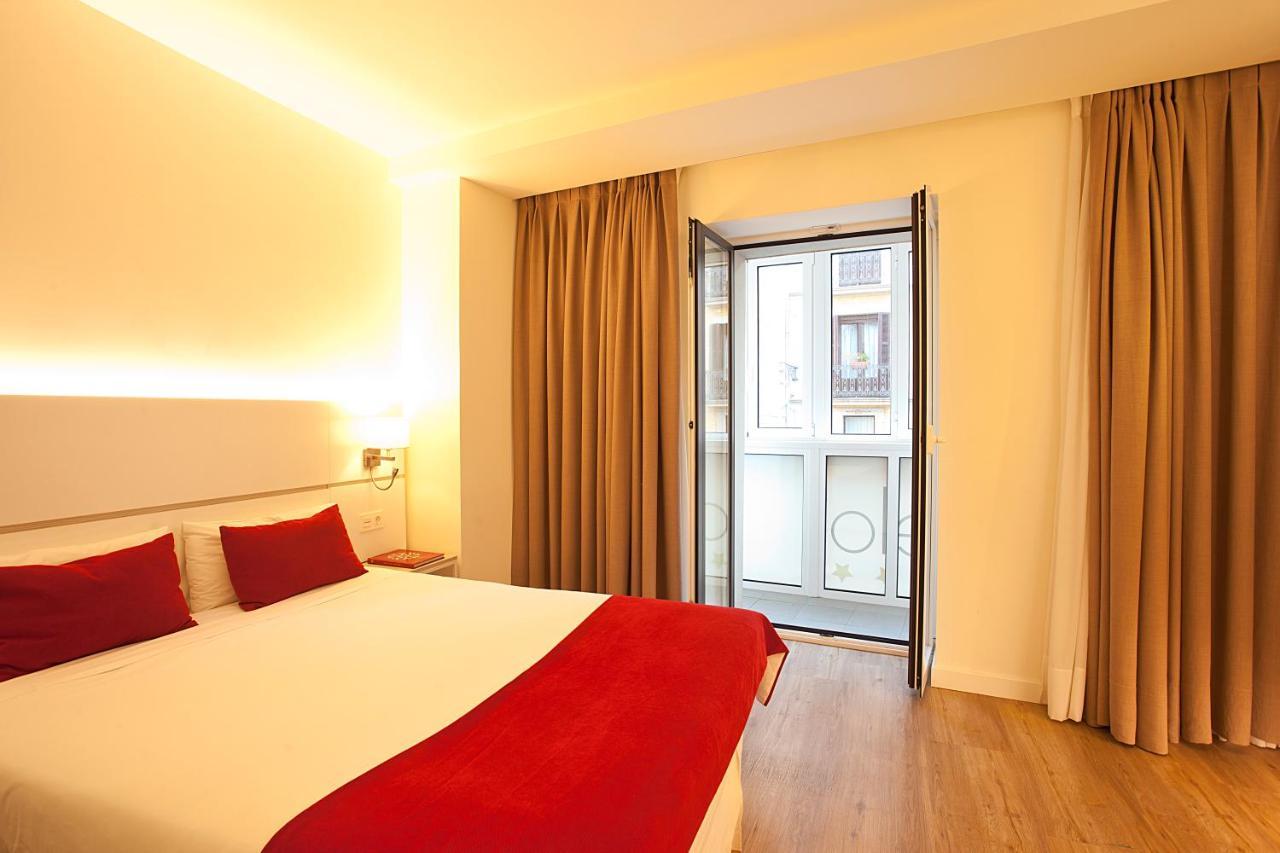 Hotel Pompaelo Plaza Del Ayuntamiento & Spa Pamplona Eksteriør bilde