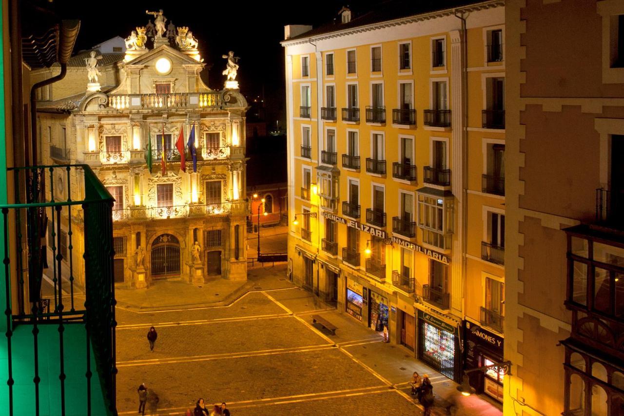 Hotel Pompaelo Plaza Del Ayuntamiento & Spa Pamplona Eksteriør bilde