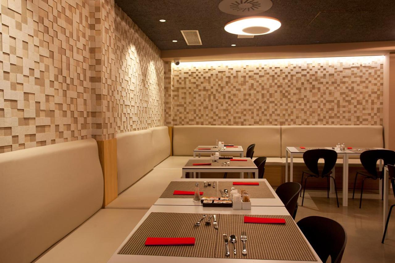 Hotel Pompaelo Plaza Del Ayuntamiento & Spa Pamplona Eksteriør bilde