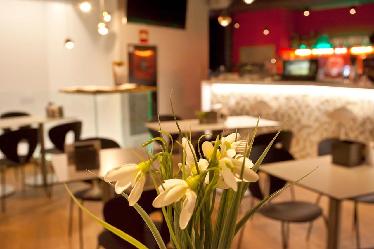 Hotel Pompaelo Plaza Del Ayuntamiento & Spa Pamplona Eksteriør bilde